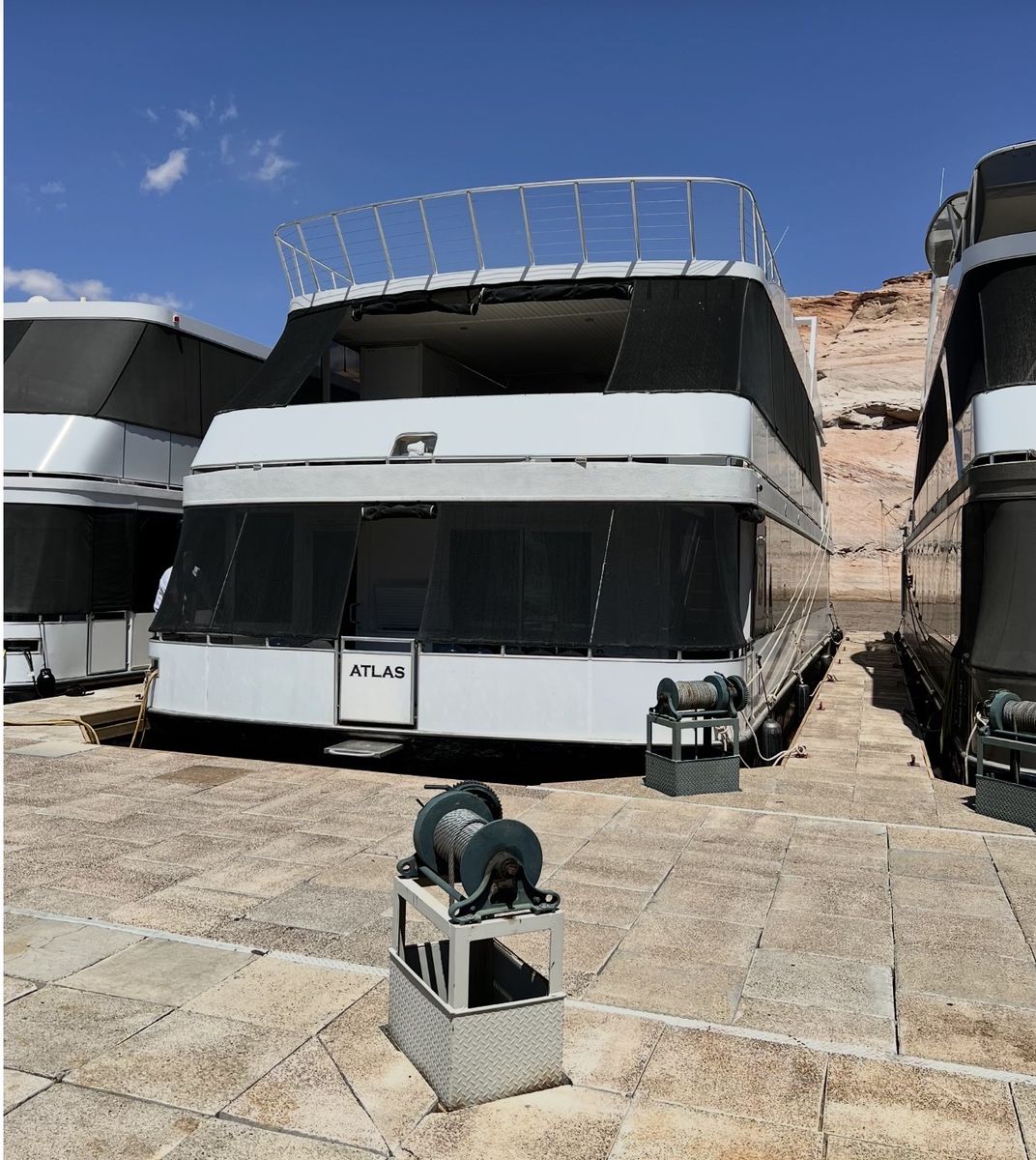 2015 Bravada Houseboat.  77x22.  Week June 21-28.