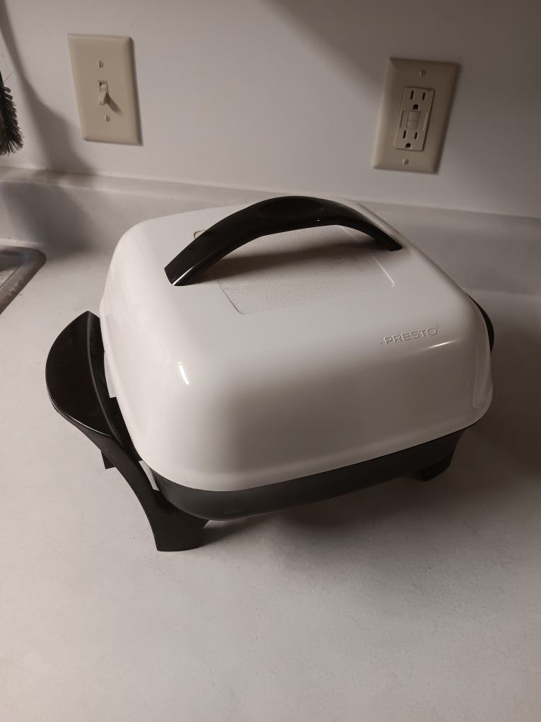 Presto Electric Skillet Base & Lid (No Power Cord)