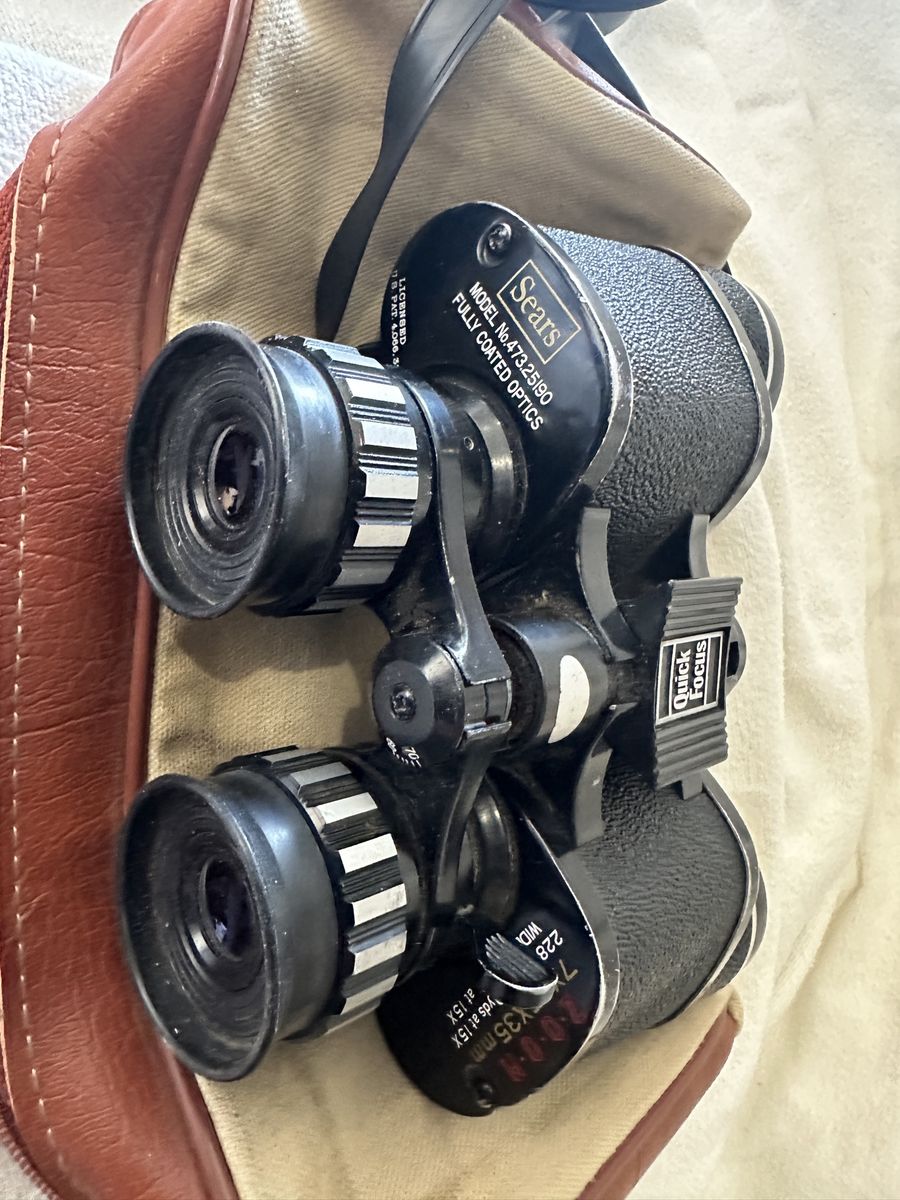 Vintage Sears 7X-15X35mm Zoom Binoculars with Case