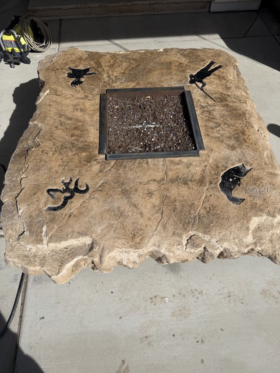 Main image 6