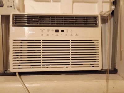Midea 8,000 BTU Smart Room Air Conditioner - App/Voice Control, Remote, Medium Rooms