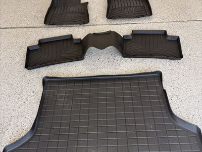 Genesis GV70 weathertech floor mats