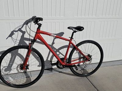 Like New Felt Verza Path large 20-in frame