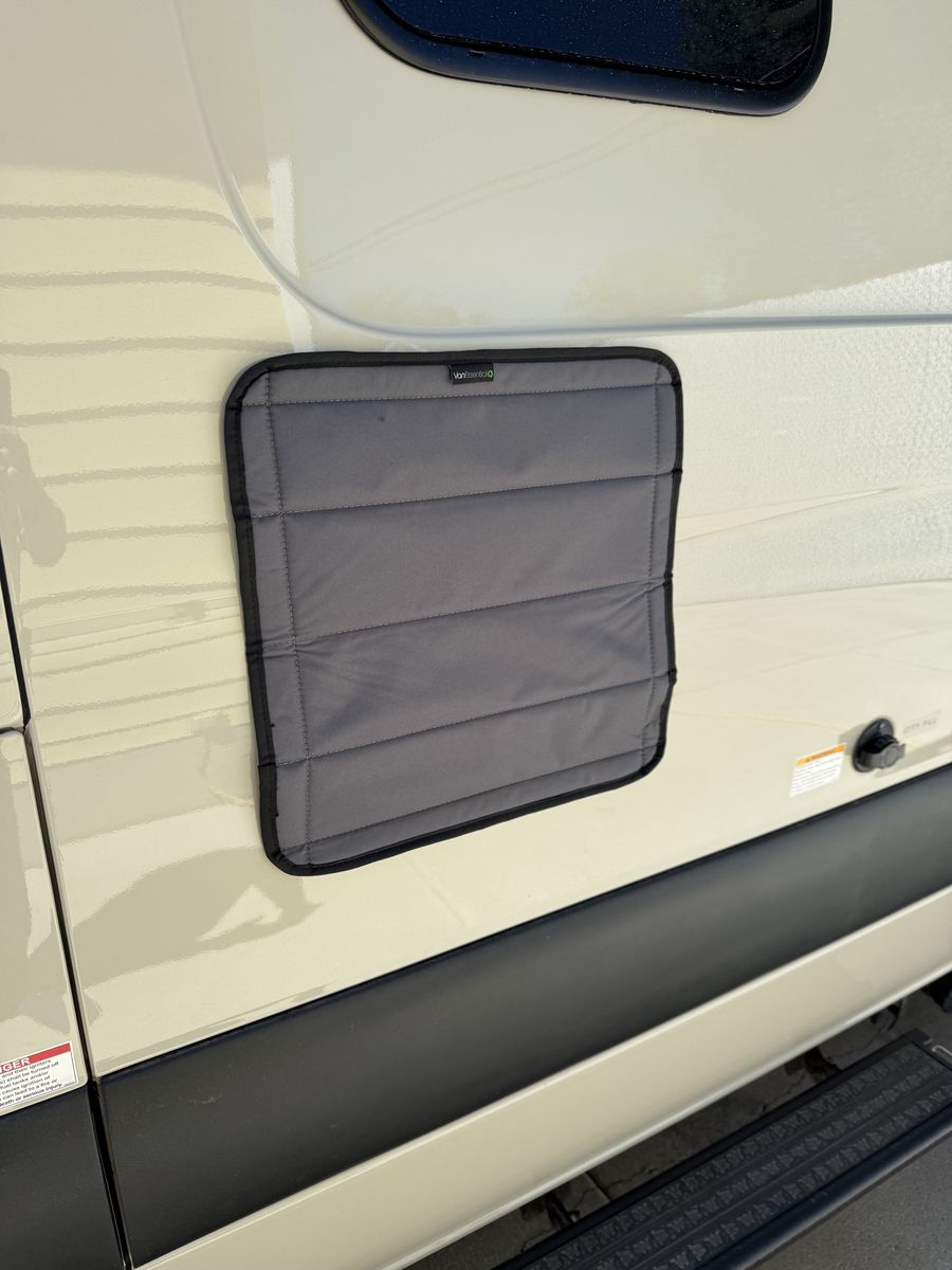 VanEssential Magnetic Insulated Fan Cover for MaxxAir / Fantastic Fan