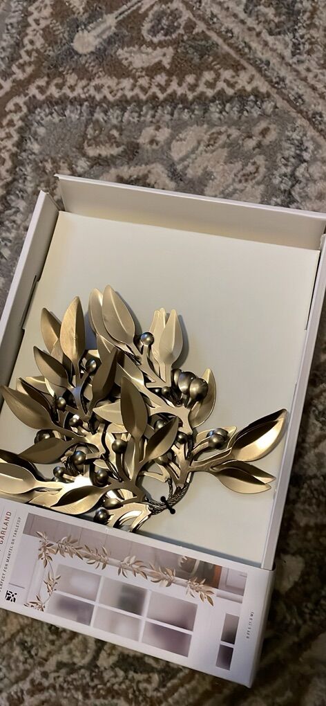 Hearth And Hand magnolia Brass Leaf Garland New