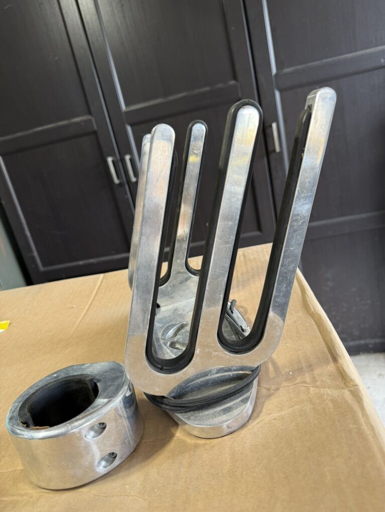 Wake Board / Wake Surf rack $55.00