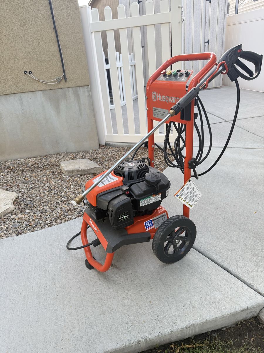 Husqvarna PW 3100 3100 PSI Gas Pressure Washer - Runs Great