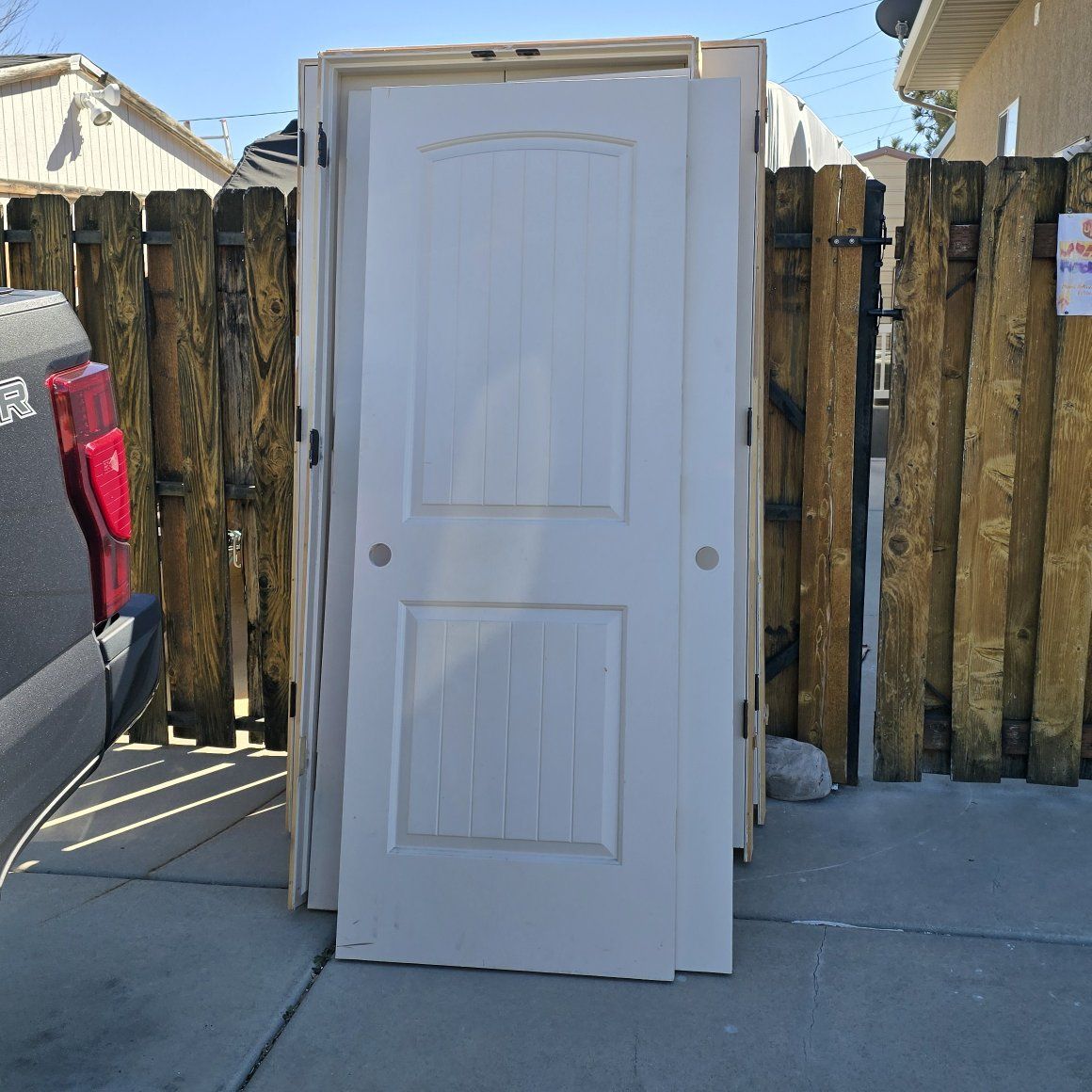 24 inch R/H Santa Fe style interior door