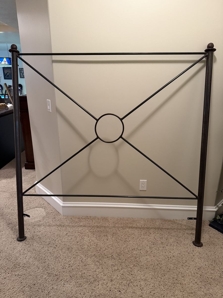 Qween Headboard Rod Iron