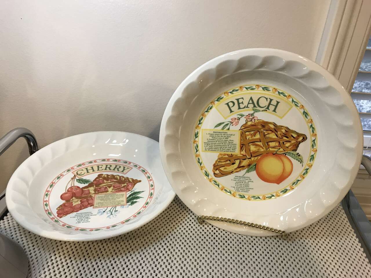 Peach and Cherry Pie Plates Lot, Includes 2 Plates, 1 Roller, 1 Ice Cream Scoop 1 Pie Recipe Holder