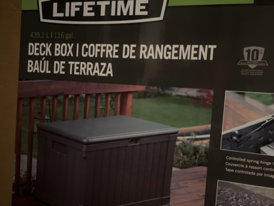 Lifetime DeckBox 116 Gallon
