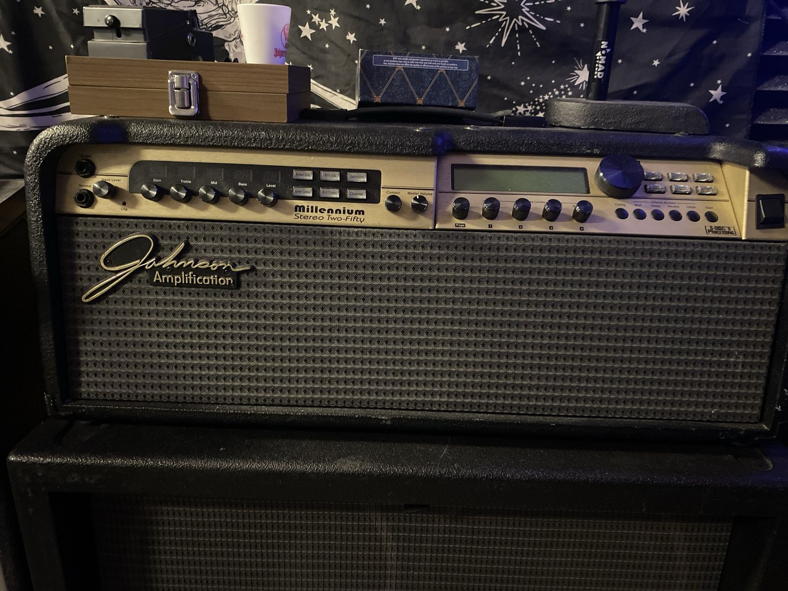 Johnson Millenium 250 guitar amp