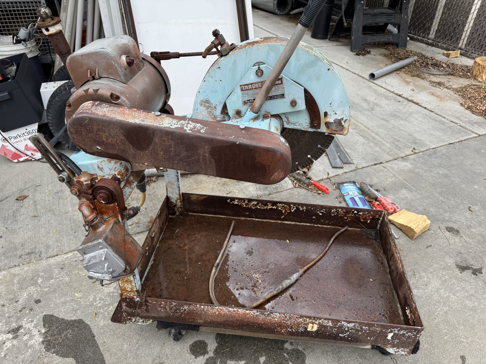 Main image 4