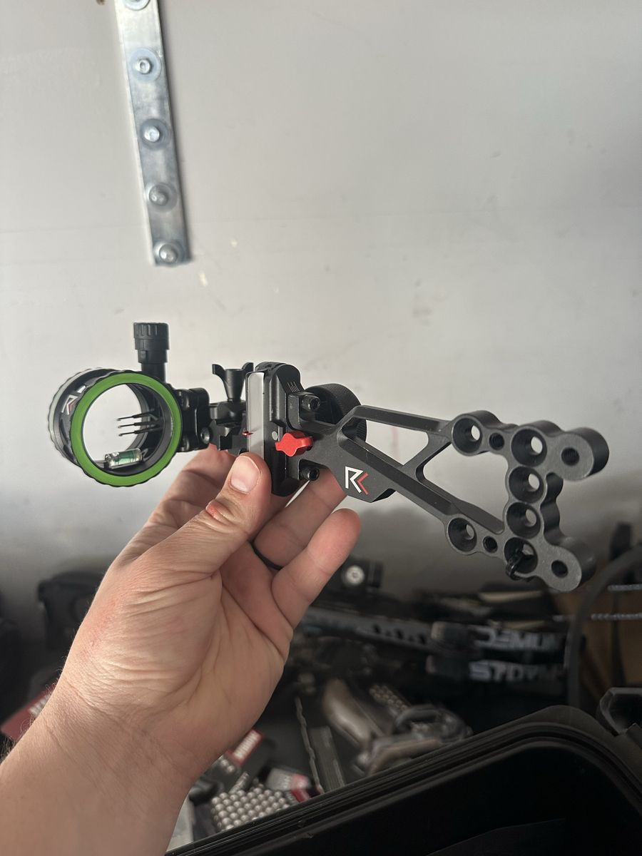 Redline 3 Pin Slider Sight RH