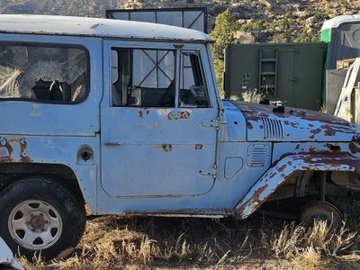 Toyota land cruiser FJ40 parts
