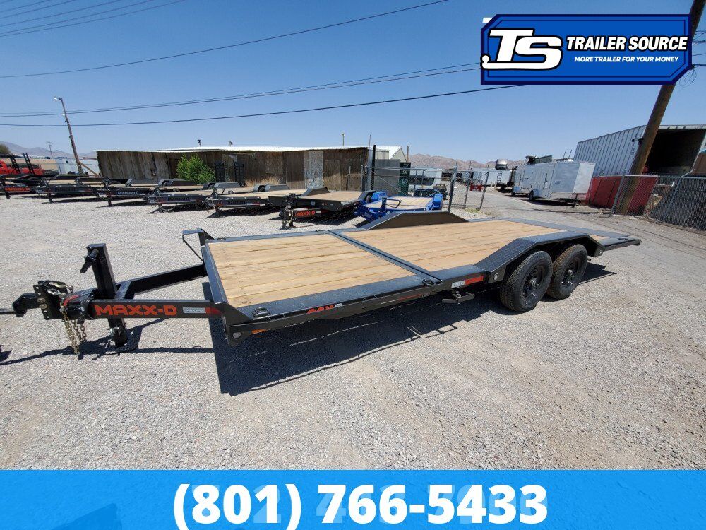 8.5x24 Maxx-D G6X Tilt Trailer - 14K GVWR Wide Body w/ Drive Over Fenders