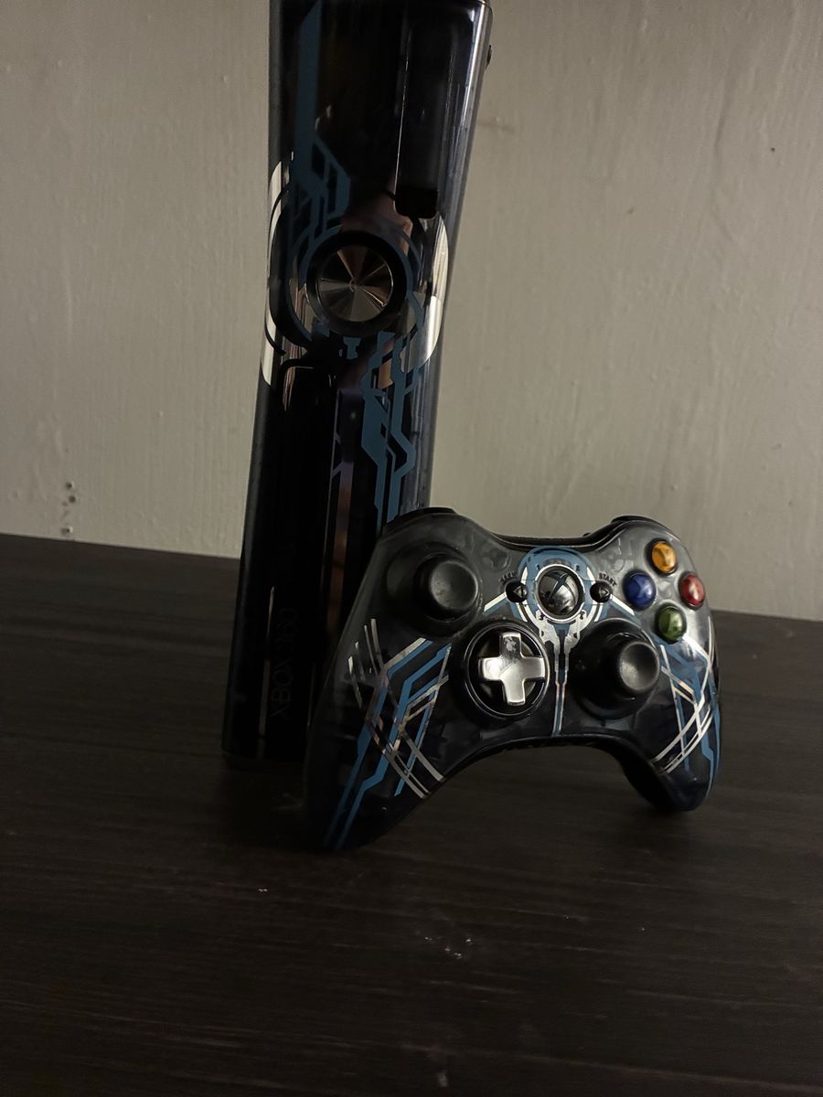 Xbox 360 halo 4 edition
