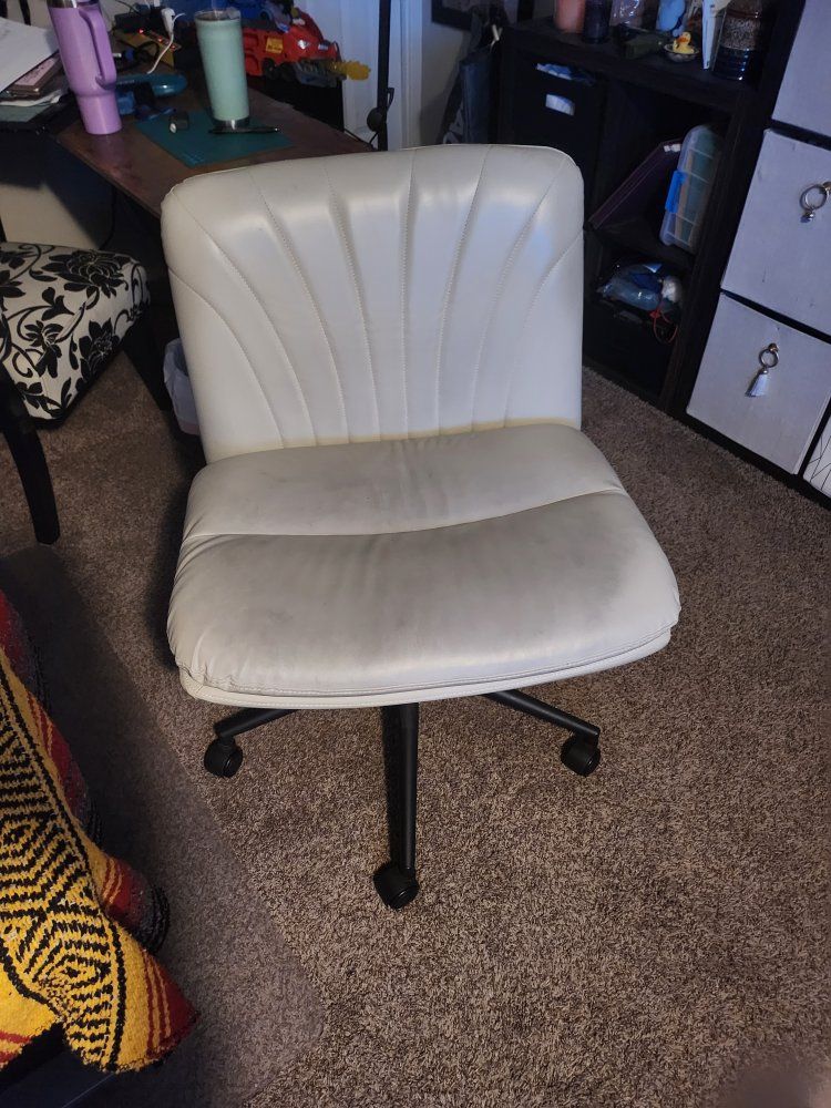 White Faux Leather Rolling Office Chair with Channel Tufted Back