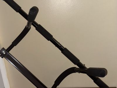Pull Up Bar