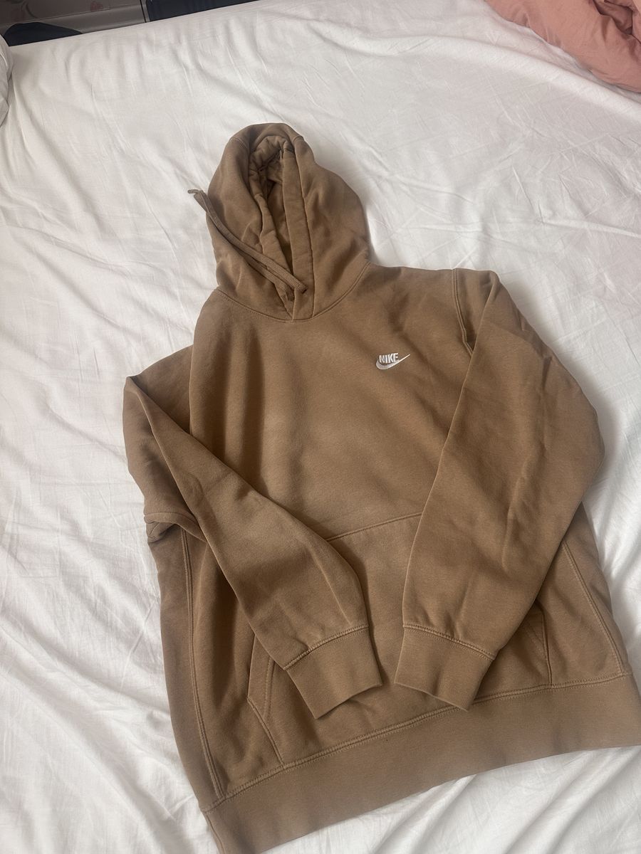 Men’s size medium Nike hoodie-Tan