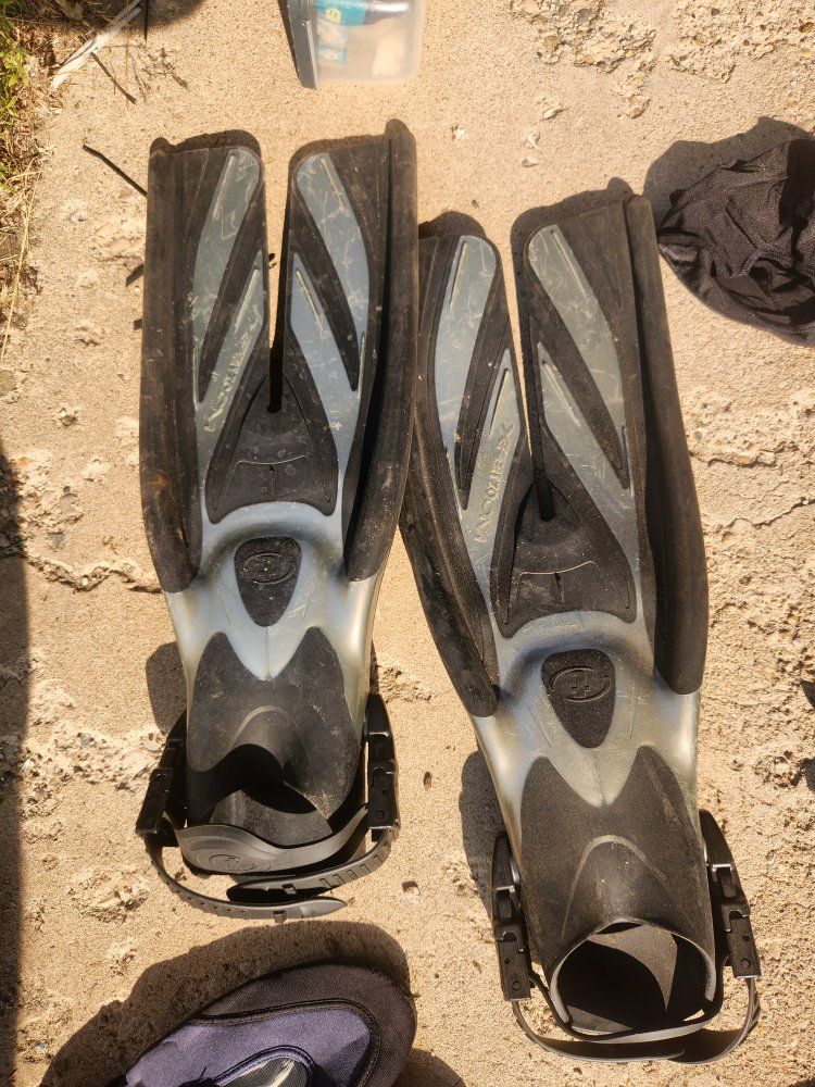Scuba gear, fins, Mare wetsuits, skin suits, mask, Ranger BCD, Scuba Pro Regulator, Nitrox Wrist Computer, and more!