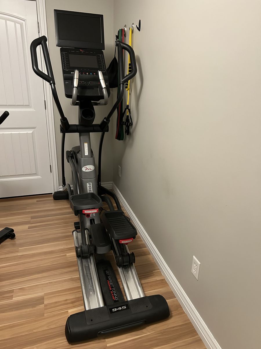 Freemotion elliptical