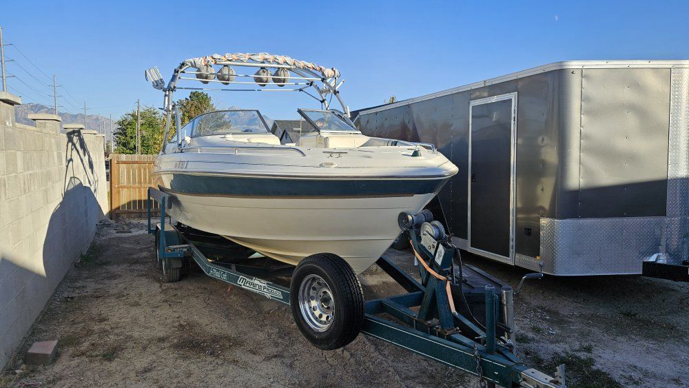 1998 Monterey Montura 232 BR