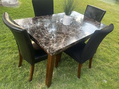Beautiful Dining Table set