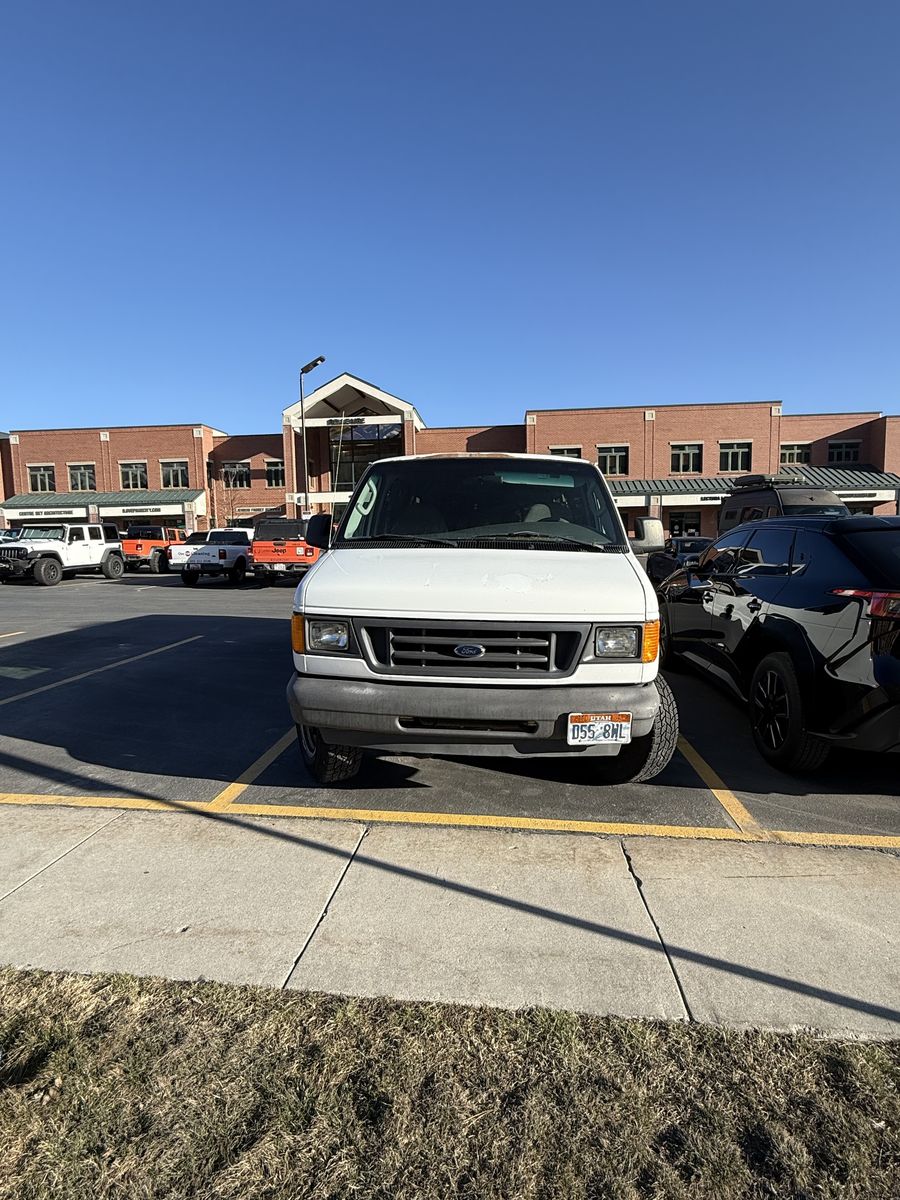 2003 FORD E E-350 SD