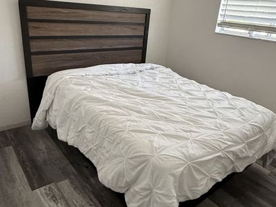 Bed full size