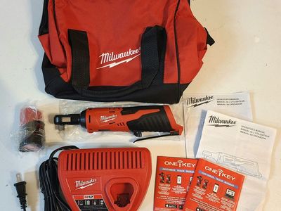 *NEW* Milwaukee M12 3/8" Cordless Ratchet Kit (2457-20) with Battery & Charger