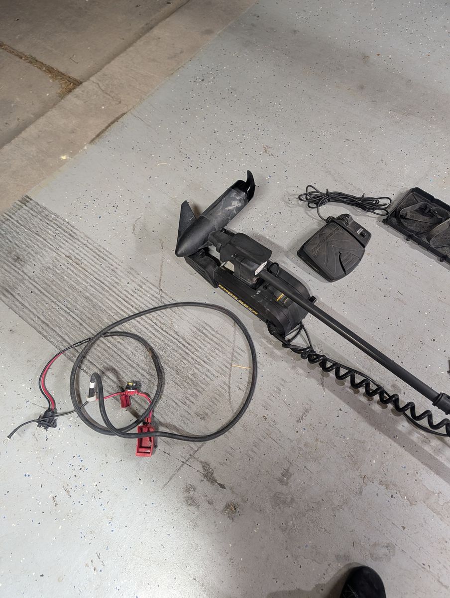 Minn Kota PowerDrive 42 Trolling Motor with Foot Pedal, 54" Shaft, 12V DC, Model 1358791