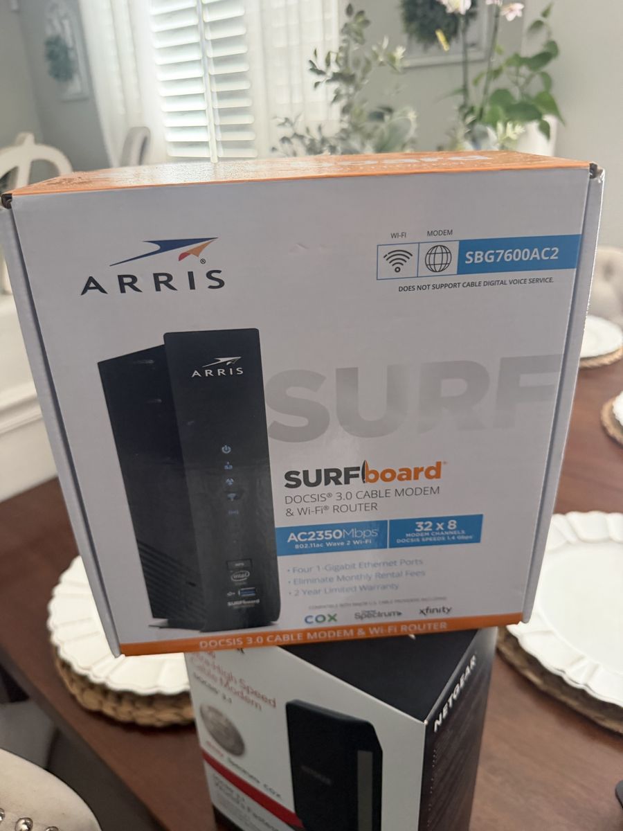 Arris SURFboard SBG7600AC2 DOCSIS 3.0 AC2350Mbps Cable Modem & Wi-Fi Router 32x8