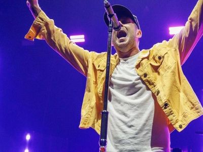 ️ 4 FRONT & CENTER TICKETS ️ 𝗢𝗡𝗘 𝗥𝗘𝗣𝗨𝗕𝗟𝗜𝗖