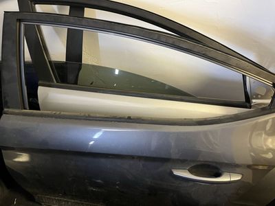 2017 - 2020 Hyundai Elantra doors
