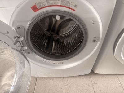 Used Samsung Front Load Washer & Electric Dryer Set - White