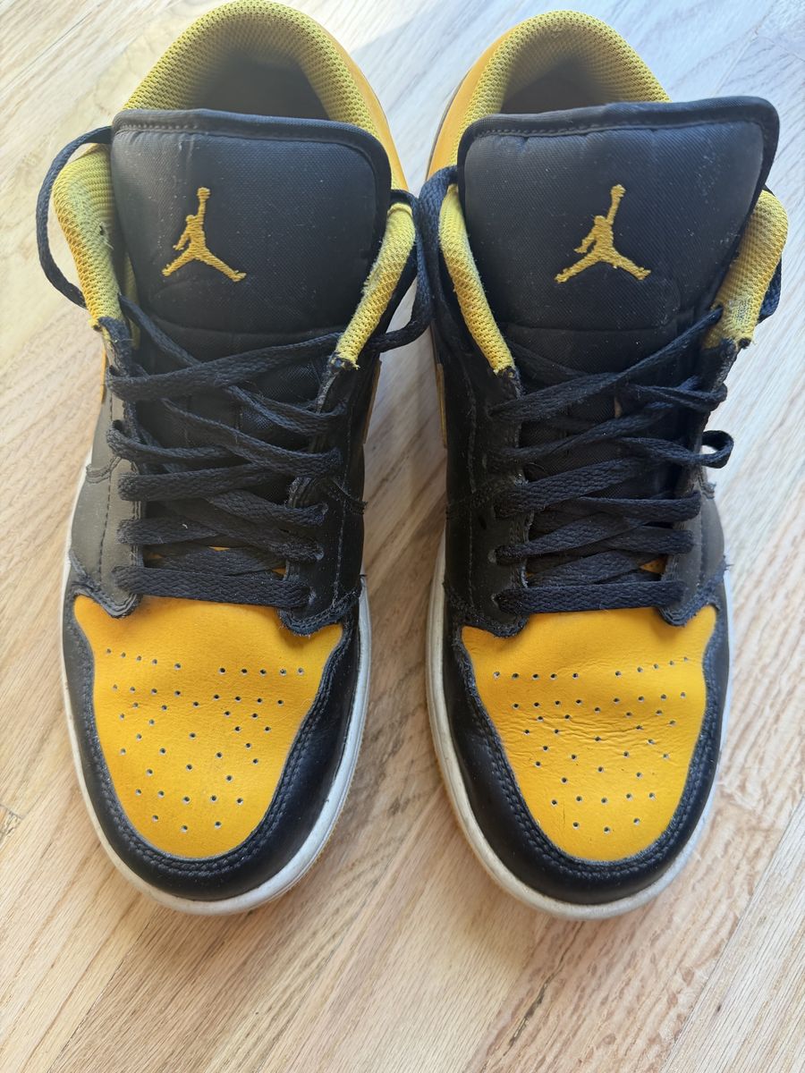 Nike Air Jordan 1 Low Black/Yellow Youth Sneakers Size 4Y - Gently Used