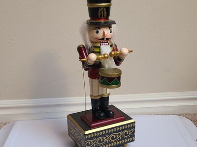 Music Box Drummer Nutcrackers
