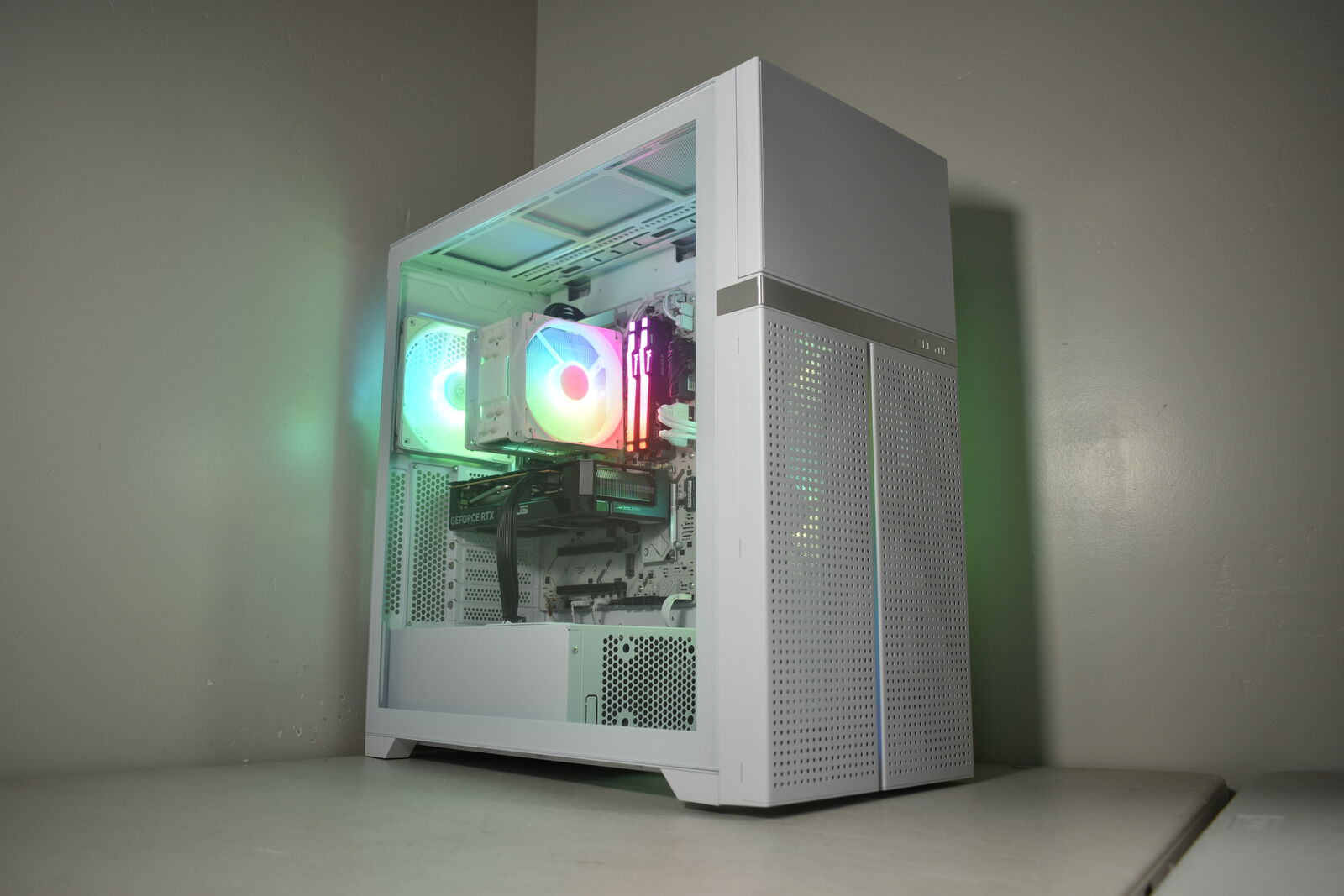 Ryzen 7 8700F | RTX 5060 | 32GB DDR5 | 1TB NVMe | Windows 11 Pro