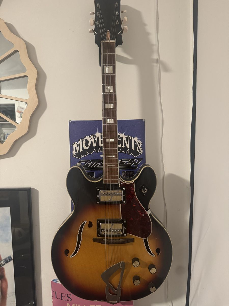 HARMONY H 61 METEOR (ULTRA THIN DOUBLE CUTAWAY)