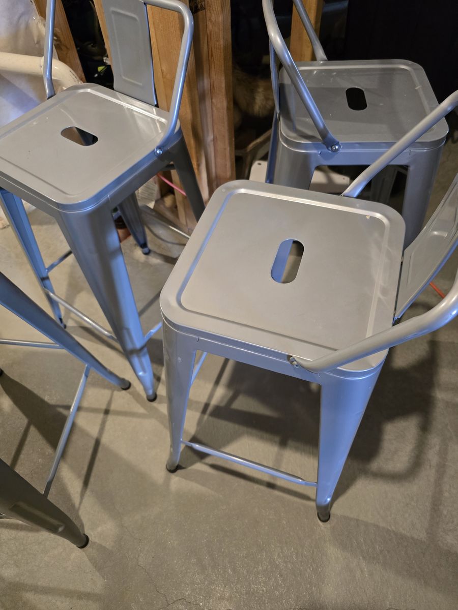 Bar stool chairs