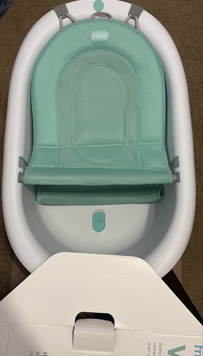 Frida Baby Bathtub