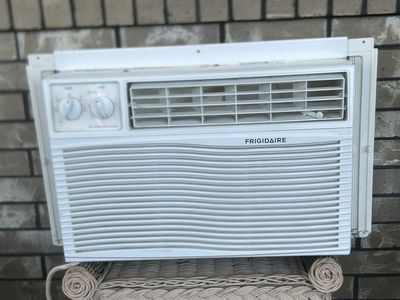Frigidaire window mount air conditioner
