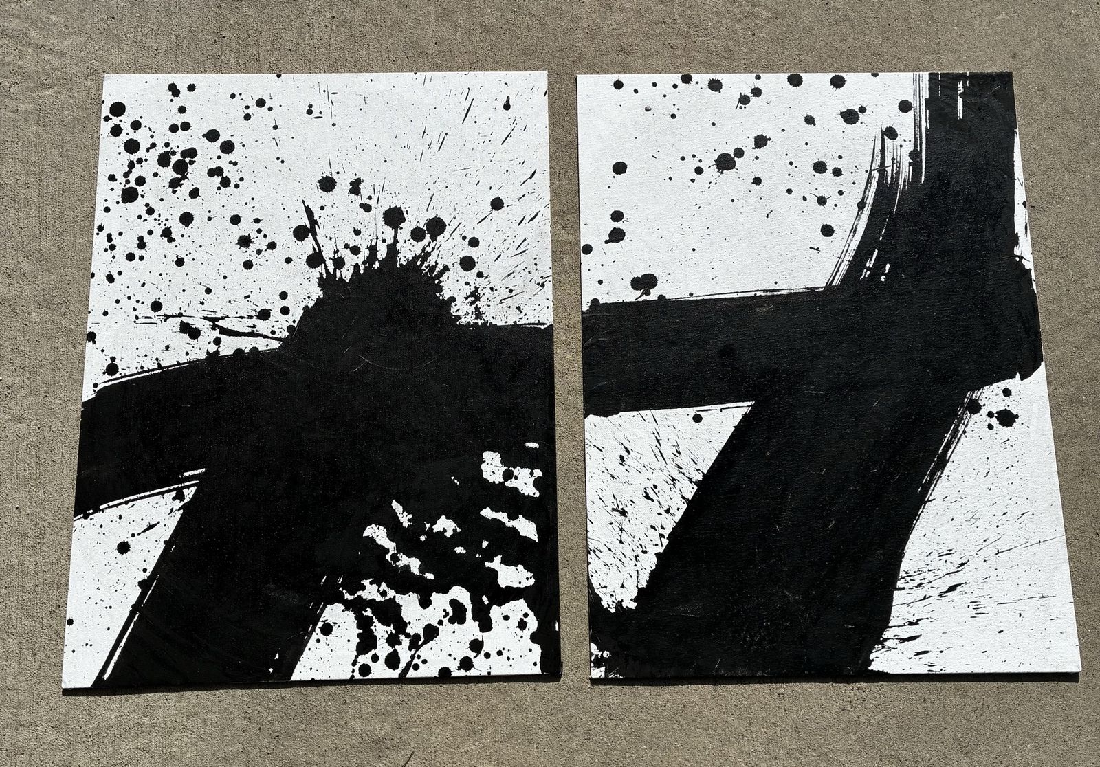 Modern Abstract Black and White Paint Splatter Canvas Art Set of 2
