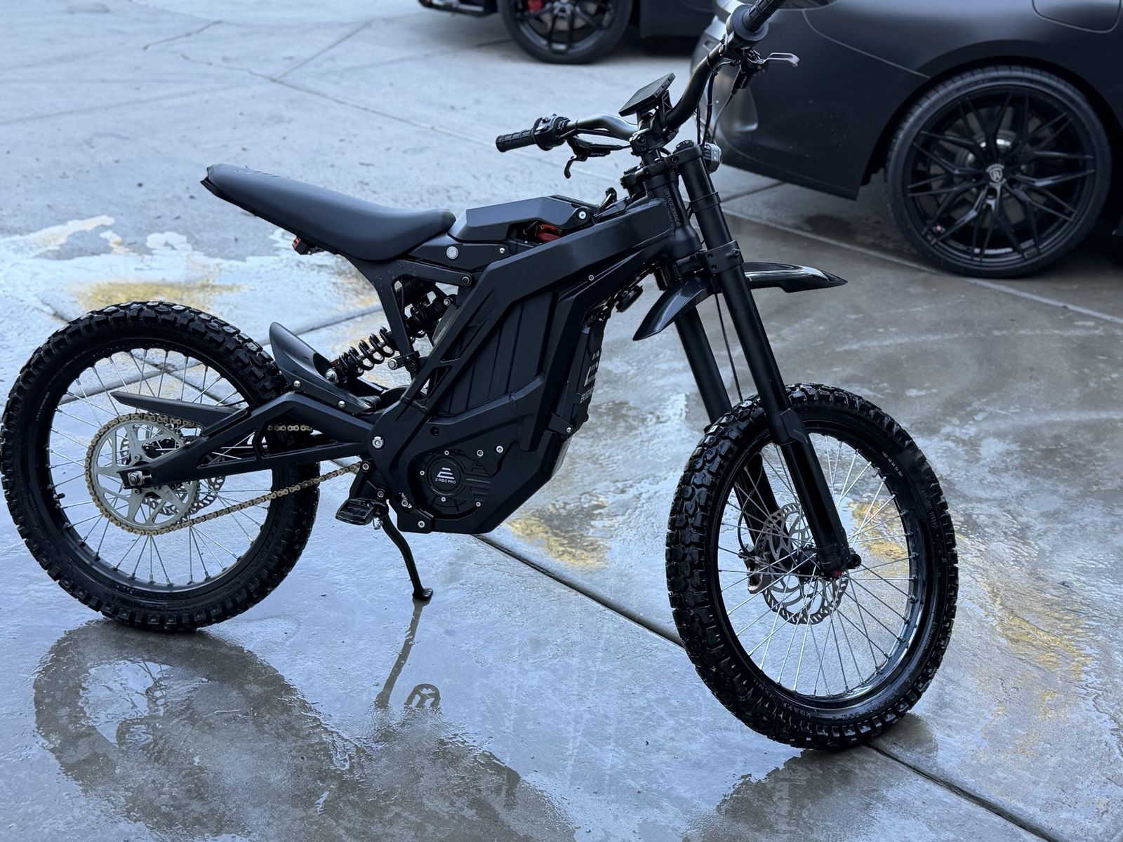 Eride Pro 2.0 Electric Dirt Bike - 1300 Miles, New Brakes, Headlight, Warp 9 Pegs