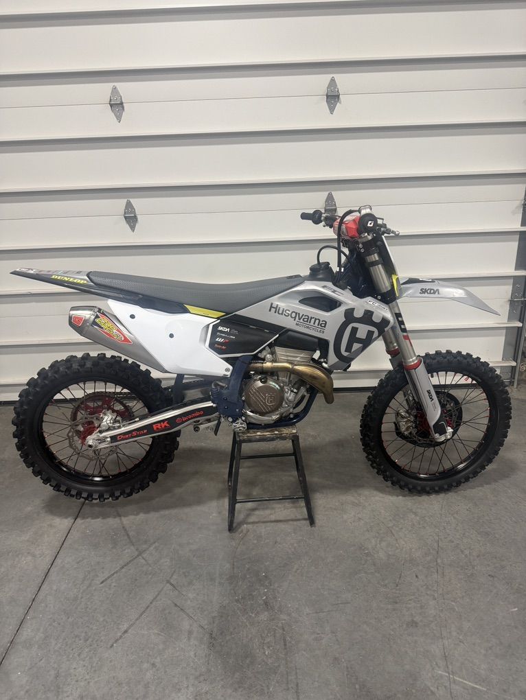 Husquvarna 2024 FC 350