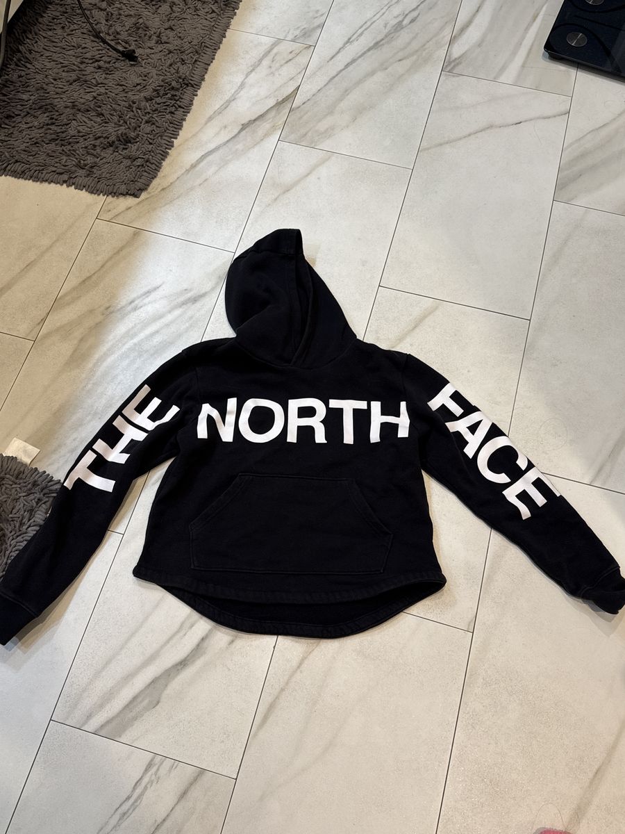 North Face Black sweatshirt Size 10–12