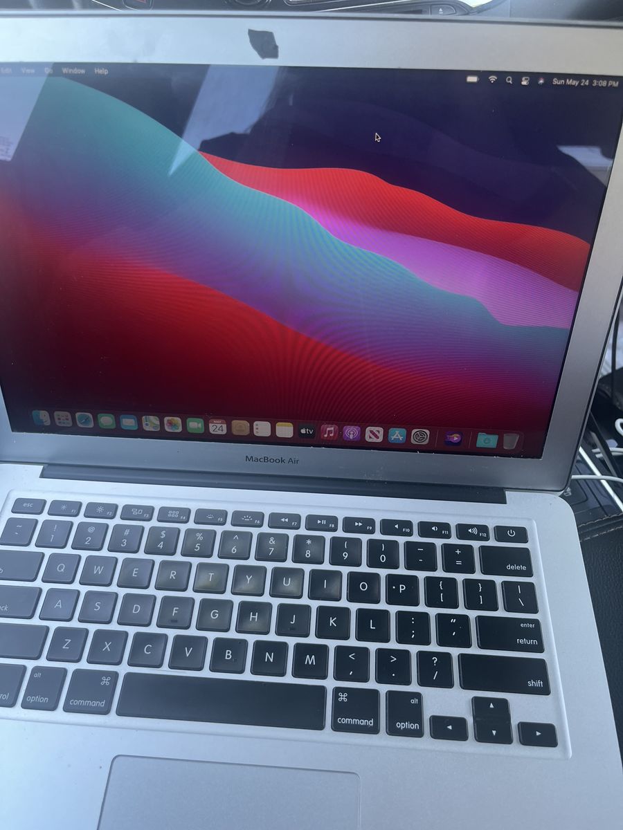 Apple MacBook Pro Make Offer