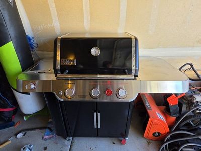 Weber Genesis S-335 Natural Gas Grill