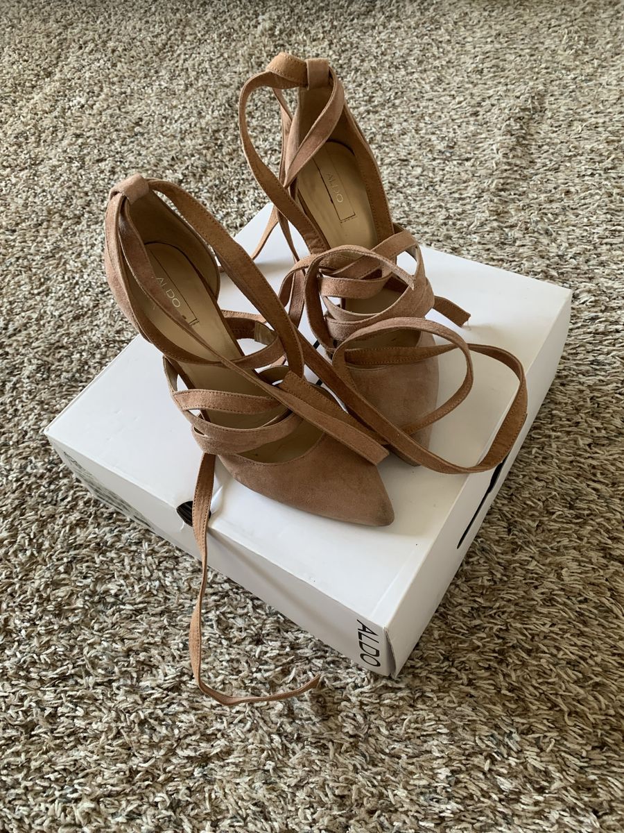 ALDO Unelilian-27 Women's Nude Suede Ankle-Wrap Pointed-Toe Heels Size 6.5